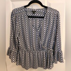 Patterned Blue and White Women's Top Ann Taylor